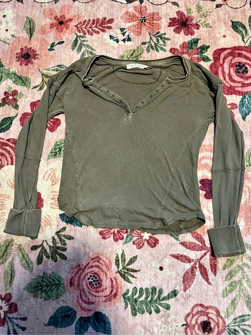 We The Free Long Sleeve Top in Green Size Small